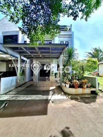 Rumah Elit Modern Siap Huni di Lebak Bulus Jakarta Selatan Rumah Elit Modern Siap Huni di Lebak Bulus Jakarta Selatan