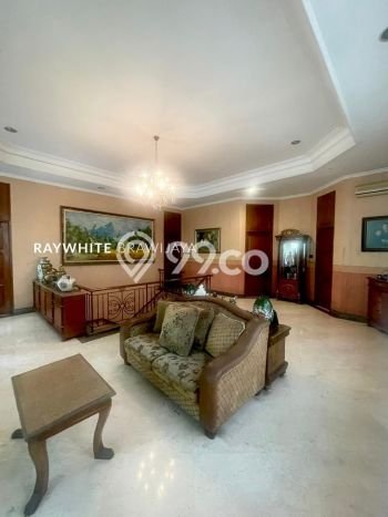 Dijual Hunian Mewah dengan Fasilitas Sekitar Lengkap di Kebayoran Baru, Jakarta Selatan Dijual Hunian Mewah dengan Fasilitas Sekitar Lengkap di Kebayoran Baru, Jakarta Selatan
