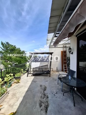 Rumah Elit Modern Siap Huni di Lebak Bulus Jakarta Selatan Rumah Elit Modern Siap Huni di Lebak Bulus Jakarta Selatan