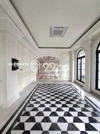 Hunian Mewah LB 2000m2 Siap Pakai Desain Elegan di Pondok Indah, Jakarta Selatan Hunian Mewah LB 2000m2 Siap Pakai Desain Elegan di Pondok Indah, Jakarta Selatan