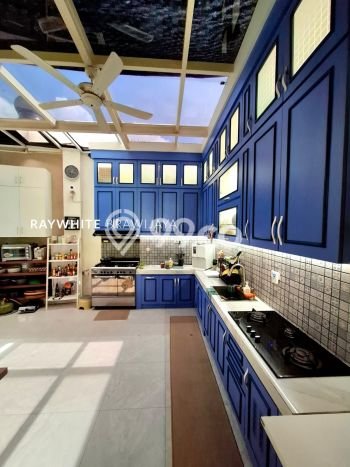 Rumah Elit Modern Siap Huni di Lebak Bulus Jakarta Selatan Rumah Elit Modern Siap Huni di Lebak Bulus Jakarta Selatan