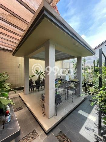 For Sale! Luxury House LT 1500m2 Desain Elegan di Cibubur For Sale! Luxury House LT 1500m2 Desain Elegan di Cibubur