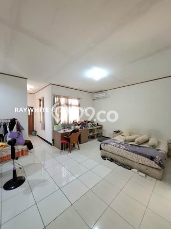 Siap Huni Rumah Mewah 4 Kamar di Kebayoran Lama Dekat ke Mana Pun Siap Huni Rumah Mewah 4 Kamar di Kebayoran Lama Dekat ke Mana Pun