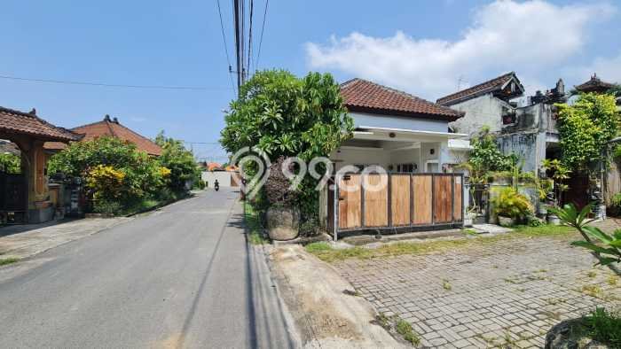 Tanah Dijual Area Strategis di Tibubeneng Badung 228m2 Tanah Dijual Area Strategis di Tibubeneng Badung 228m2