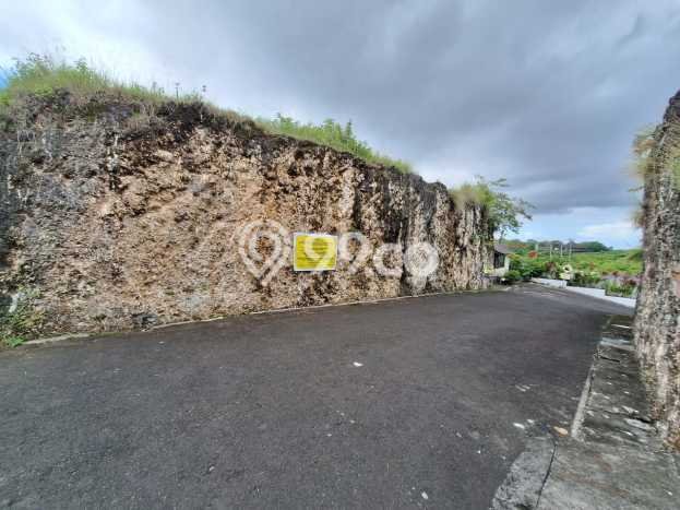 Lahan Dijual Lokasi Strategis di Badung dengan Luas 1750m2 Lahan Dijual Lokasi Strategis di Badung dengan Luas 1750m2