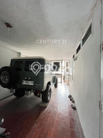Rumah Elit LB 350m2 Siap Huni Desain Elegan di Rawamangun, Jakarta Timur Rumah Elit LB 350m2 Siap Huni Desain Elegan di Rawamangun, Jakarta Timur