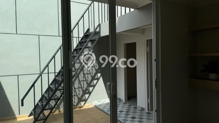 Siap Huni Rumah Mewah 3 Kamar di Kelapa Gading Dekat ke Mana Pun Siap Huni Rumah Mewah 3 Kamar di Kelapa Gading Dekat ke Mana Pun