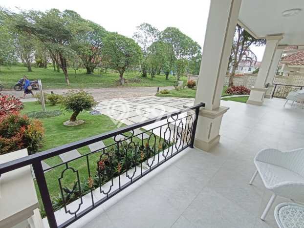 Vila Kawasan Cipanas, Luas 400m2m², Lokasi Strategis Vila Kawasan Cipanas, Luas 400m2m², Lokasi Strategis