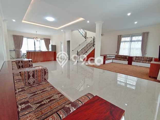 Vila Kawasan Cipanas, Luas 400m2m², Lokasi Strategis Vila Kawasan Cipanas, Luas 400m2m², Lokasi Strategis