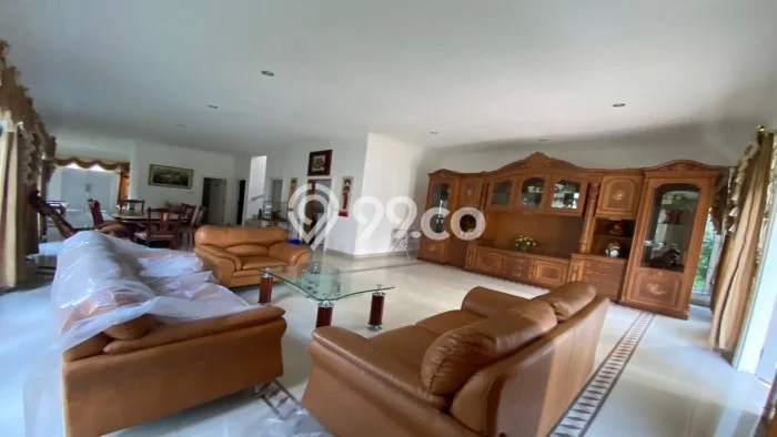 Dijual Hunian Mewah dengan Fasilitas Sekitar Lengkap di Cipanas, Cianjur Dijual Hunian Mewah dengan Fasilitas Sekitar Lengkap di Cipanas, Cianjur
