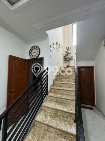 Siap Huni Rumah Mewah 3 Kamar di Kramat Jati Dekat ke Mana Pun Siap Huni Rumah Mewah 3 Kamar di Kramat Jati Dekat ke Mana Pun