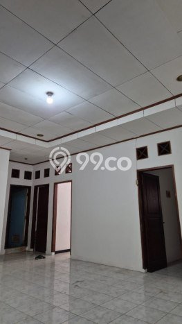 Disewakan! Rumah 6 Kamar Tidur &
2 Kamar Mandi di Rawamangun, Jakarta Timur Disewakan! Rumah 6 Kamar Tidur &
2 Kamar Mandi di Rawamangun, Jakarta Timur
