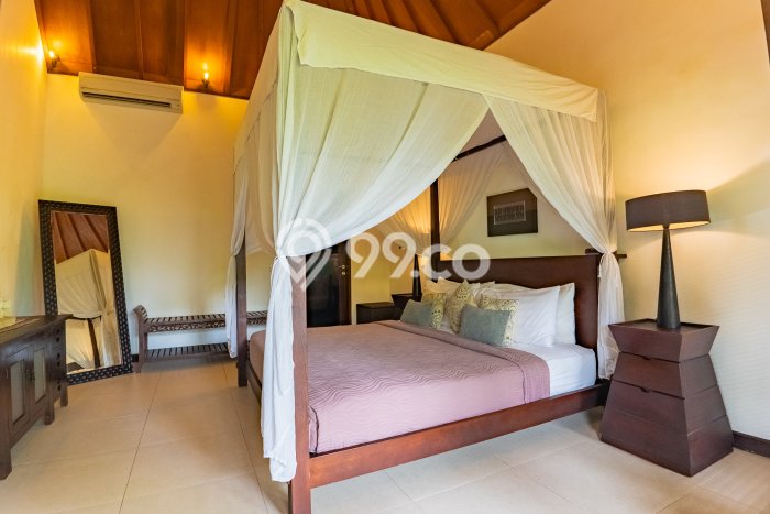 LOKASI TERBAIK! Vila di , Dimensi 235m2m², Lokasi Strategis dengan akses mudah LOKASI TERBAIK! Vila di , Dimensi 235m2m², Lokasi Strategis dengan akses mudah