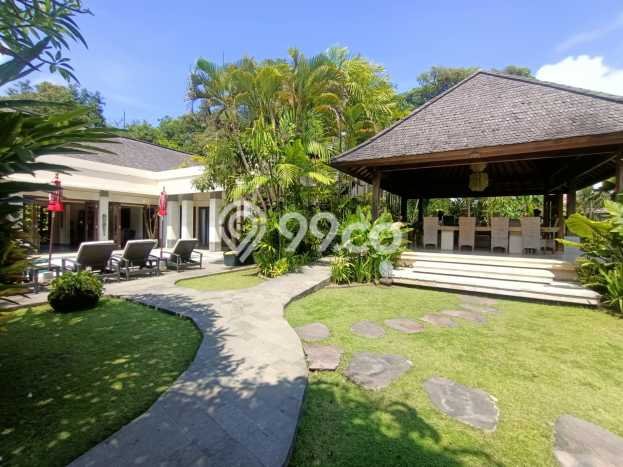 Hunian Elit LB 400m2 Siap Pakai Desain Elegan di Sanur, Denpasar Hunian Elit LB 400m2 Siap Pakai Desain Elegan di Sanur, Denpasar