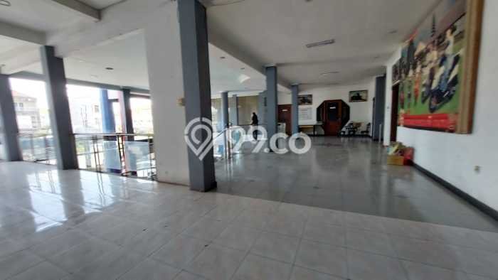 Dijual Ruko di Denpasar Barat Denpasar LT 560m2 / LB 907m2 Dijual Ruko di Denpasar Barat Denpasar LT 560m2 / LB 907m2
