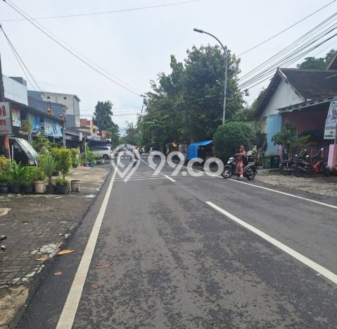 Hot Offer Hunian Mewah Ideal dan Luas di Gajah Mungkur, Semarang Hot Offer Hunian Mewah Ideal dan Luas di Gajah Mungkur, Semarang