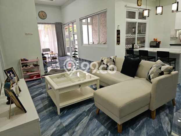 Rumah Eksklusif Siap Huni LT 200m2 di Gajah Mungkur, Semarang Rumah Eksklusif Siap Huni LT 200m2 di Gajah Mungkur, Semarang