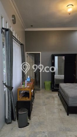 Rumah Eksklusif Siap Huni LT 247m2 di Banyumanik, Semarang Rumah Eksklusif Siap Huni LT 247m2 di Banyumanik, Semarang