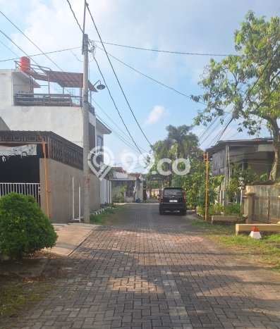 Jual Rumah Bagus Siap Huni LB 300m2 di Pedurungan, Semarang Jual Rumah Bagus Siap Huni LB 300m2 di Pedurungan, Semarang