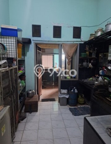 Unit Kost Dijual di Tembalang dengan 17 Kamar Tidur & Luas Bangunan 400m2 Unit Kost Dijual di Tembalang dengan 17 Kamar Tidur & Luas Bangunan 400m2