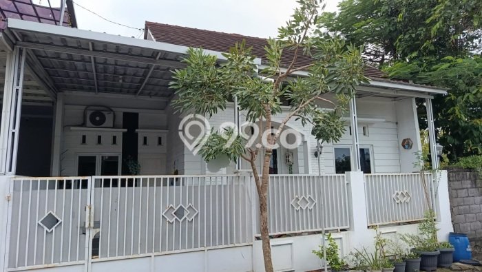 Rumah Modern Cantik 3 Kamar Bisa Langsung Pindah di Pedurungan Rumah Modern Cantik 3 Kamar Bisa Langsung Pindah di Pedurungan
