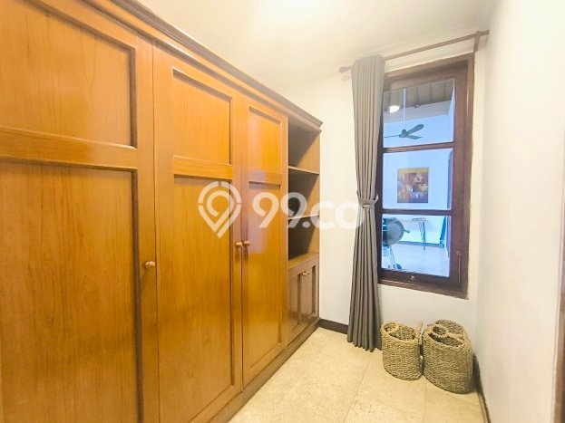 FOR SALE! Vila Kawasan , Luas 600m2m², Lokasi Strategis FOR SALE! Vila Kawasan , Luas 600m2m², Lokasi Strategis