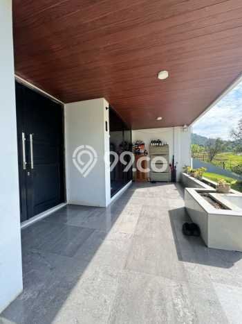 For Sale! Vila di Sekupang, Area 517m2m², Lokasi Premium For Sale! Vila di Sekupang, Area 517m2m², Lokasi Premium