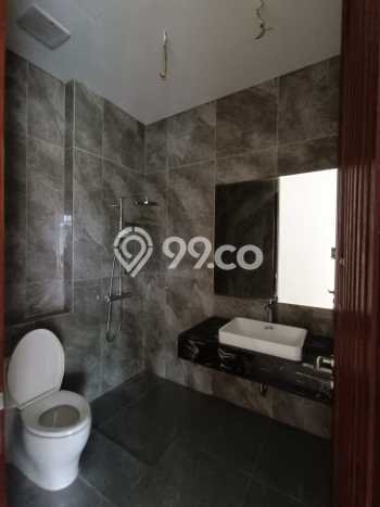 Tersedia Vila Kawasan , Luas 1832m2m², Lokasi Premium Tersedia Vila Kawasan , Luas 1832m2m², Lokasi Premium