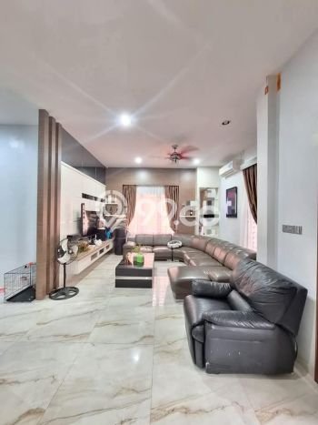 PROPERTI PILIHAN! Rumah Asri di Nagoya, Luas 269m² Bangunan 270m² PROPERTI PILIHAN! Rumah Asri di Nagoya, Luas 269m² Bangunan 270m²