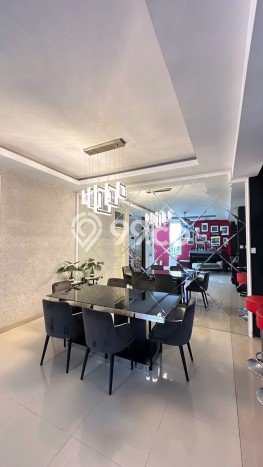 Hunian Elit LB 330m2 Siap Pakai Desain Elegan di Batam Centre, Batam Hunian Elit LB 330m2 Siap Pakai Desain Elegan di Batam Centre, Batam