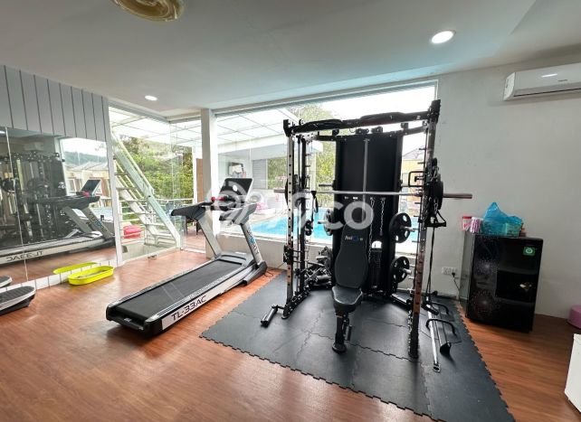 Hunian Elit LB 330m2 Siap Pakai Desain Elegan di Batam Centre, Batam Hunian Elit LB 330m2 Siap Pakai Desain Elegan di Batam Centre, Batam