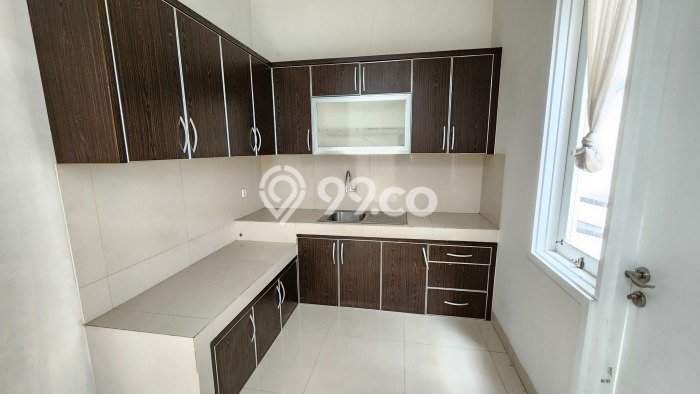 Jual Rumah Mewah Elegan Dengan View Cantik di BSD Eminent, Tangerang Jual Rumah Mewah Elegan Dengan View Cantik di BSD Eminent, Tangerang