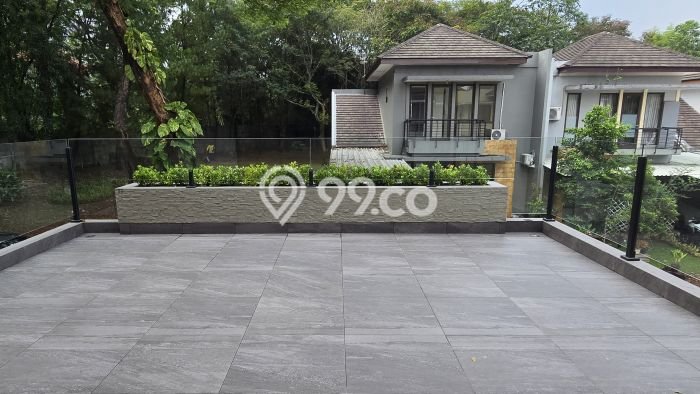 For Sale! Luxury House LT 249m2 Desain Elegan di BSD City For Sale! Luxury House LT 249m2 Desain Elegan di BSD City
