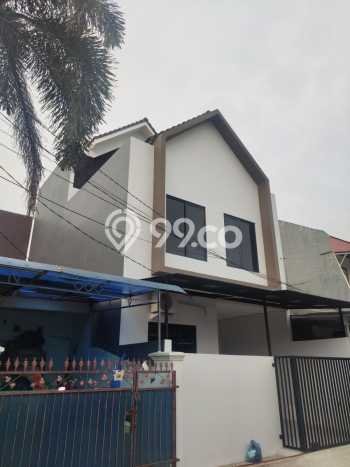 Jual Rumah Eksklusif 4 KT di Gading Serpong, Tangerang Jual Rumah Eksklusif 4 KT di Gading Serpong, Tangerang