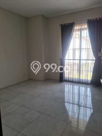 Kesempatan Investasi 4 Kamar Tidur dan 2 Kamar Mandi di Lokasi Strategis Kota Baru Parahyangan, Bandung Kesempatan Investasi 4 Kamar Tidur dan 2 Kamar Mandi di Lokasi Strategis Kota Baru Parahyangan, Bandung