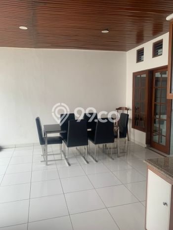 Rumah Elit LB 500m2 Siap Huni Desain Elegan di Pasteur, Bandung Rumah Elit LB 500m2 Siap Huni Desain Elegan di Pasteur, Bandung