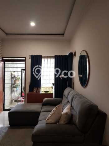Rumah Dengan Harga Terbaik LT 102m2m² Akses Dekat di Kawasan Berkembang Taman Holis Indah, Bandung Rumah Dengan Harga Terbaik LT 102m2m² Akses Dekat di Kawasan Berkembang Taman Holis Indah, Bandung