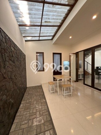 Hot Offer Hunian Mewah Ideal dan Luas di Sukasari, Bandung Hot Offer Hunian Mewah Ideal dan Luas di Sukasari, Bandung