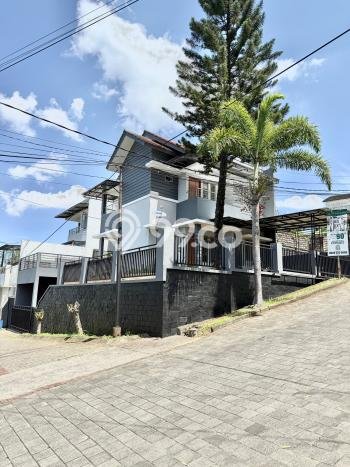 Rumah Strategis di Cilengkrang, Dekat Kawasan Bisnis, Bandung - 4 Kamar Tidur Rumah Strategis di Cilengkrang, Dekat Kawasan Bisnis, Bandung - 4 Kamar Tidur
