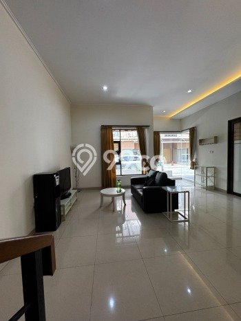 Hot Offer Hunian Mewah Ideal dan Luas di Sukasari, Bandung Hot Offer Hunian Mewah Ideal dan Luas di Sukasari, Bandung