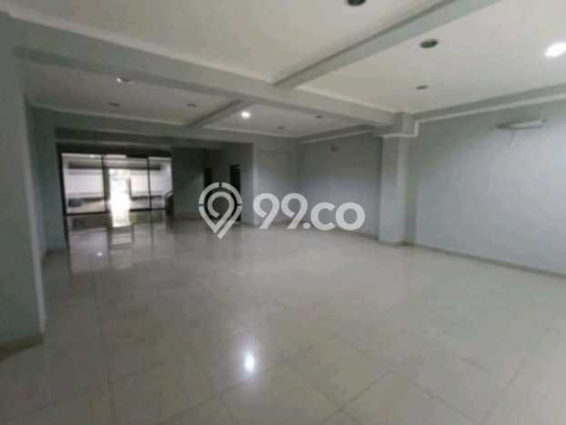 Ruko Premium Kawasan , Luas 700m2m², Lokasi Komersial, Ramai Ruko Premium Kawasan , Luas 700m2m², Lokasi Komersial, Ramai