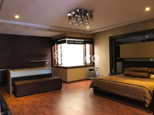RARE UNIT! Rumah kawasan Ciumbuleuit, 2 KM, Pemandangan Indah, Luas 175m2m² Bangunan 300m2m² RARE UNIT! Rumah kawasan Ciumbuleuit, 2 KM, Pemandangan Indah, Luas 175m2m² Bangunan 300m2m²