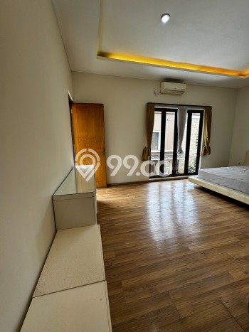 Hot Offer Hunian Mewah Ideal dan Luas di Sukasari, Bandung Hot Offer Hunian Mewah Ideal dan Luas di Sukasari, Bandung