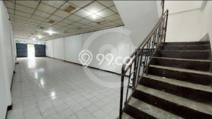 Unit Ruko Dijual di Bandung LT 130m2 & LB 240m2 Unit Ruko Dijual di Bandung LT 130m2 & LB 240m2
