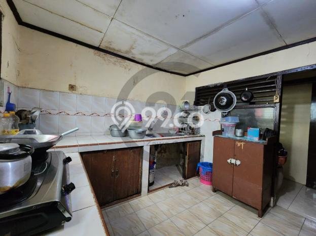 Rumah Mewah LB 140m2 Siap Huni Desain Elegan di Tomang, Jakarta Barat Rumah Mewah LB 140m2 Siap Huni Desain Elegan di Tomang, Jakarta Barat