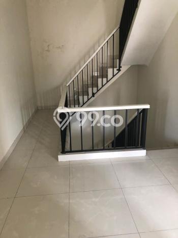 Ready to Use! Premium House LT 140m2 Desain Elegan di Kartini Ready to Use! Premium House LT 140m2 Desain Elegan di Kartini
