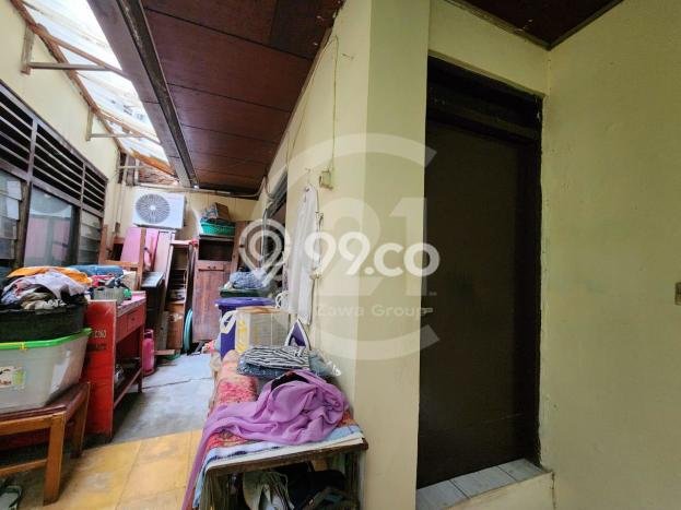 Rumah Mewah LB 140m2 Siap Huni Desain Elegan di Tomang, Jakarta Barat Rumah Mewah LB 140m2 Siap Huni Desain Elegan di Tomang, Jakarta Barat