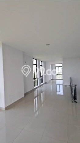 Ruko Dijual di Kelapa Gading Jakarta Utara dengan Luas Bangunan 324m2 Ruko Dijual di Kelapa Gading Jakarta Utara dengan Luas Bangunan 324m2