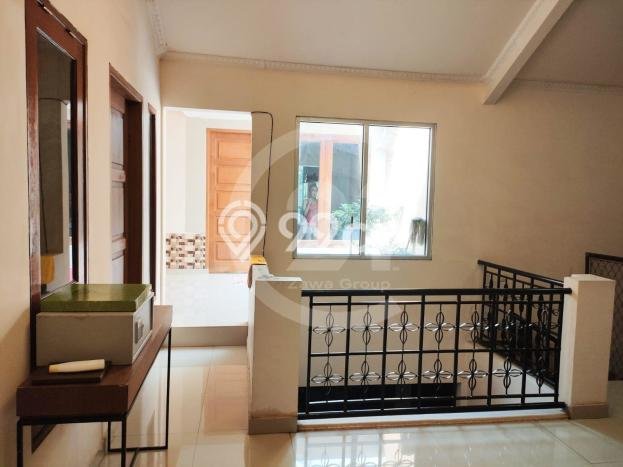 Rumah Luxury Modern Tanpa Renovasi di Semanan Jakarta Barat Rumah Luxury Modern Tanpa Renovasi di Semanan Jakarta Barat