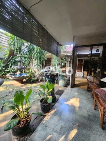 Siap Huni Rumah Mewah 3 Kamar di Menteng Dekat ke Mana Pun Siap Huni Rumah Mewah 3 Kamar di Menteng Dekat ke Mana Pun